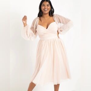 Eloquii Size 16 Tier Puff Sleeve Dress